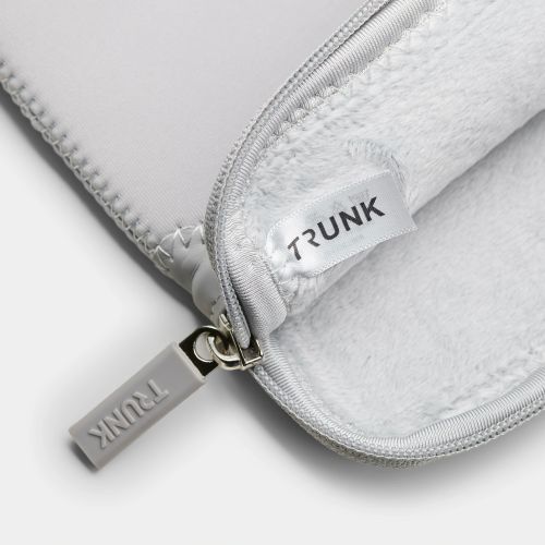 TRUNK Neoprene Sleeve 13