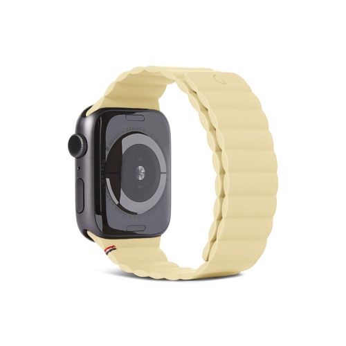 Decoded Silicone Magnetic Traction Strap for Apple Watch 42/44/45/49 mm - Sweet Corn